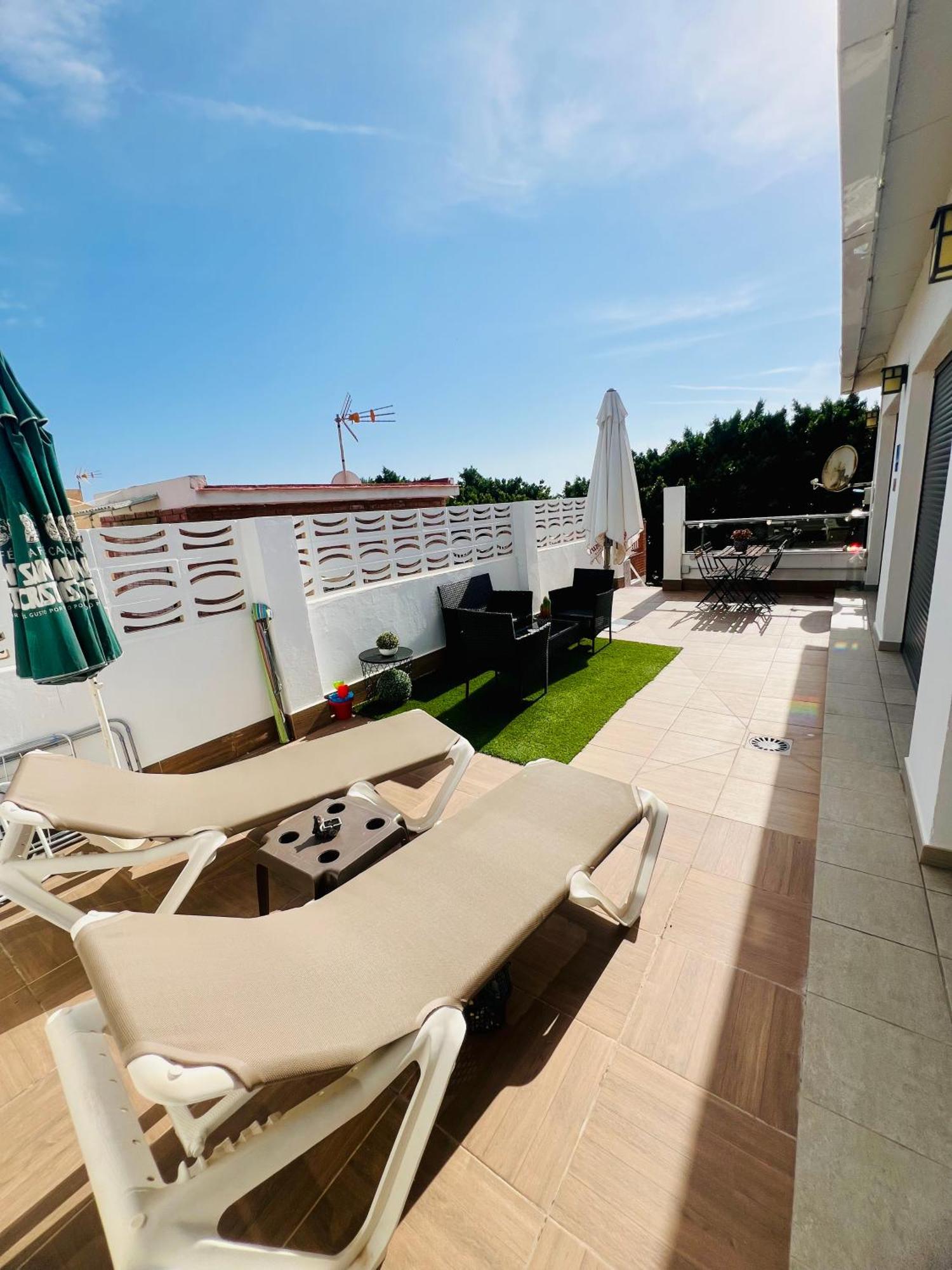 Casa Carmen Atico Primera Linea De Playa Málaga Exteriör bild